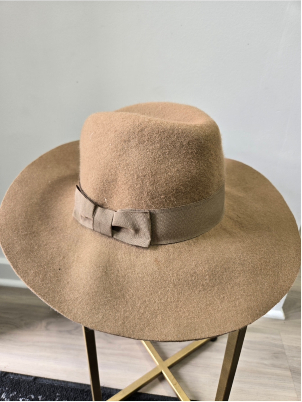 Women's Urbanista Beige Fedora Hat One Size